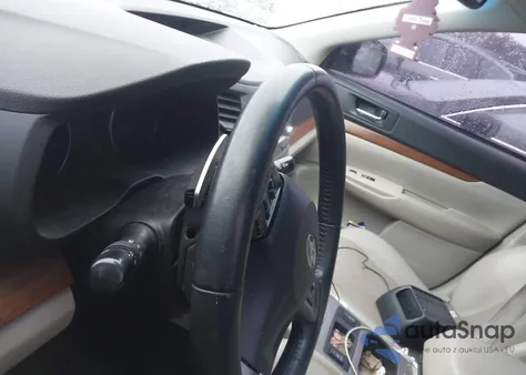 2014 Subaru Outback 2.5I Limited z USA, uszkodzony, nr VIN 4S4BRCLC3E3231949